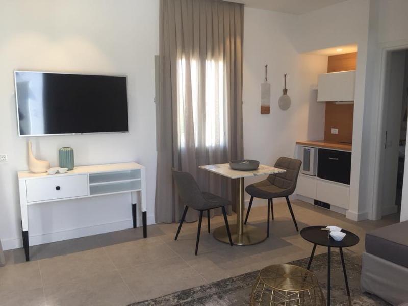 Altera Pars Suites Mesaria Exteriér fotografie